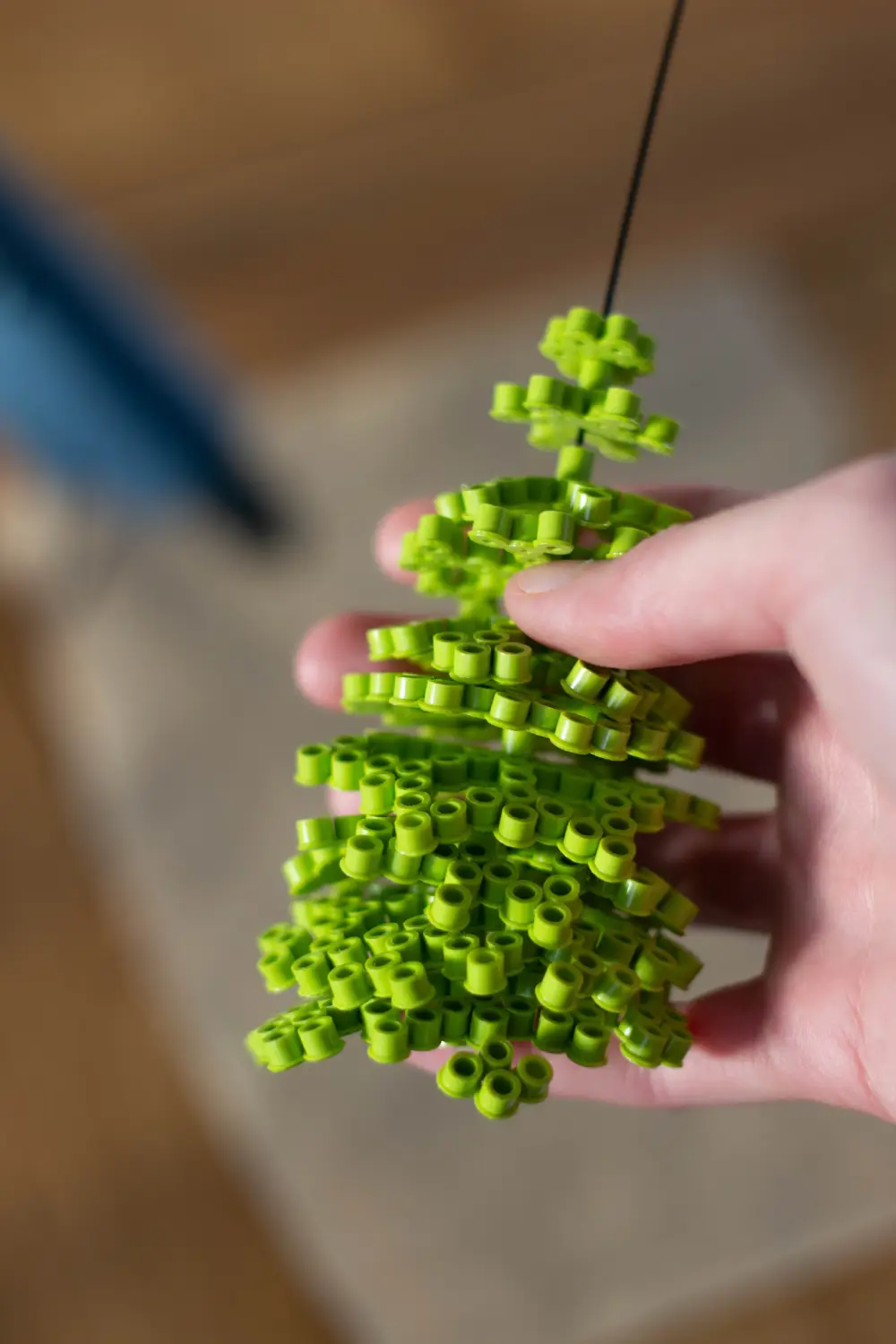 Le sapin de Noël en perles à repasser assemblé