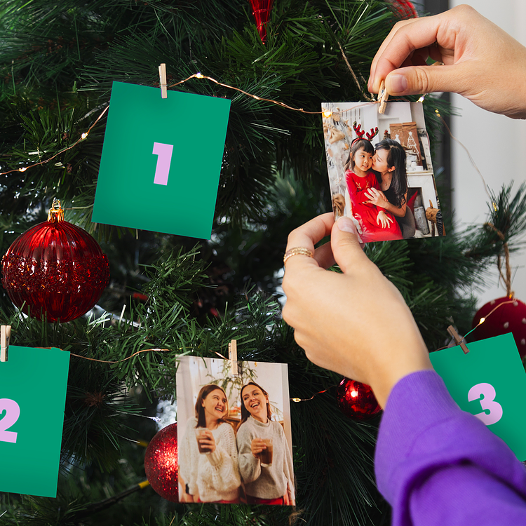 Calendrier de l'Avent avec photos à accrocher dans le sapin