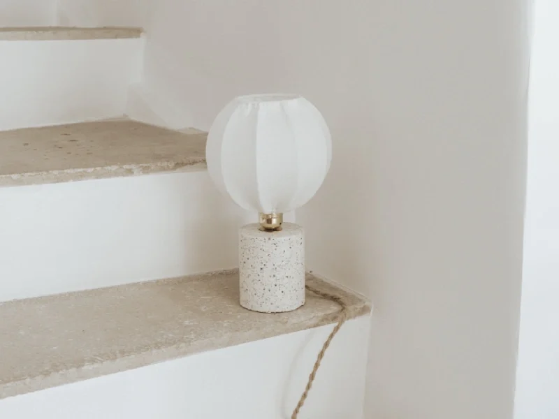 DIY lampe à poser terrazzo