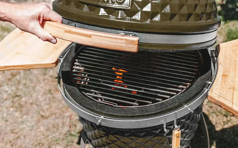 Barbecue kamado vert olive