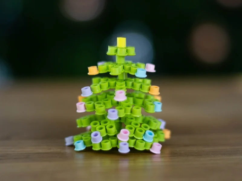 DIY sapin en perles à repasser avec boules de Noël