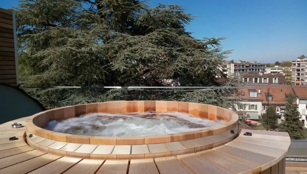 Bienfaits du bain à remous nordique en bois